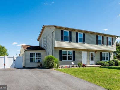 Property at 21 Courier Dr, Taneytown, MD