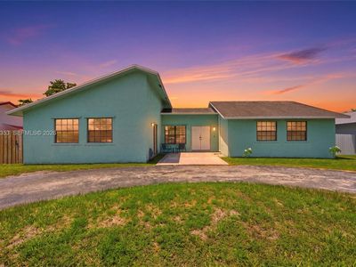 16604 SW 104th Ct
