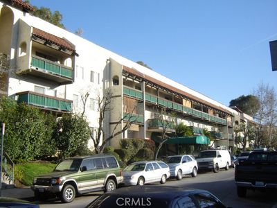 5460 White Oak Ave Unit A229