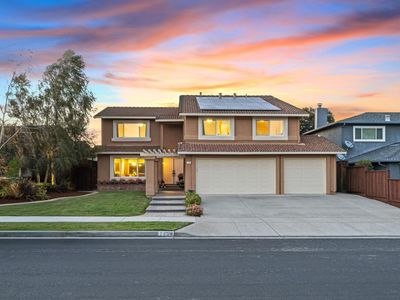 1439 Eagles Nest Ln