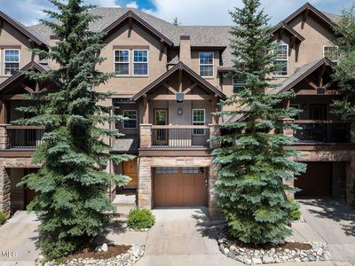 208 Red Quill Way
