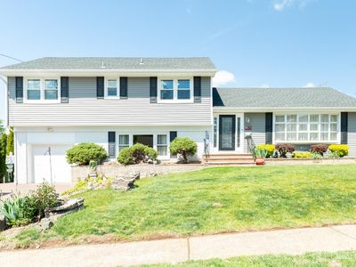 67 Thomas Pl