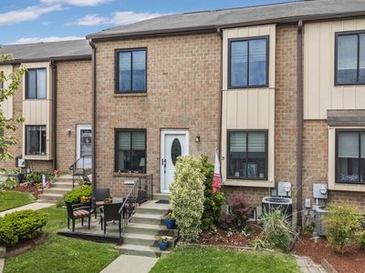 5200 Hilltop Dr #555