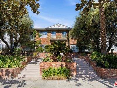 837 S Windsor Blvd APT 6