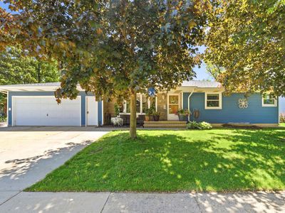 824 W Cecil St