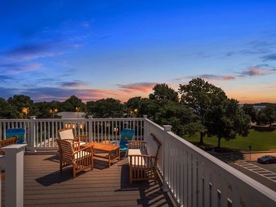 41 Farragut Rd #1