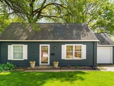 1652 Beaver Ave