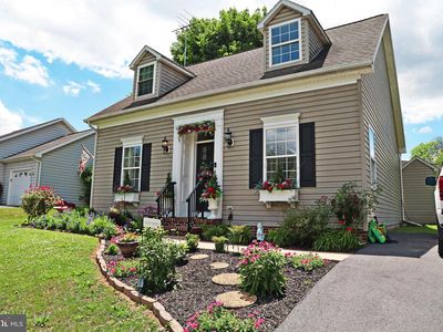 211 Sentry Ln