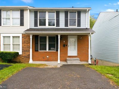 5 E Hart St