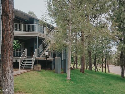 2700 S White Mountain Rd #404