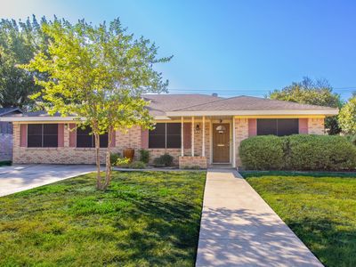 5406 Hawthorne Dr