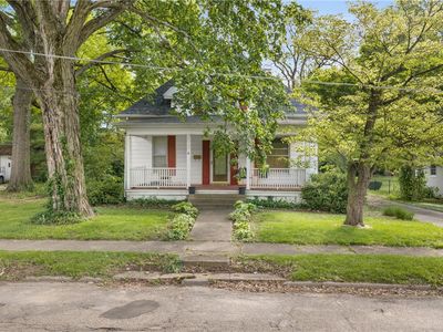525 Prairie St