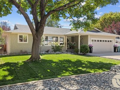 4234 Toyon Dr