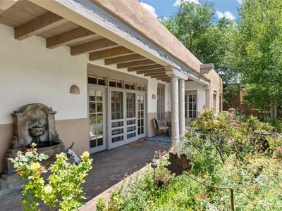 3101 Old Pecos Trl UNIT 902