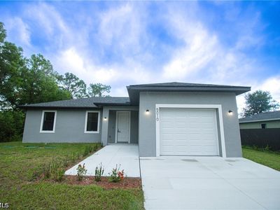Property at 5010 Day Ln, Labelle, FL