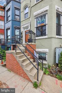 1925 N Capitol St #2