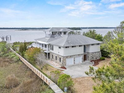 8720 Shipwatch Drive