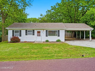6203 E Sharon Ln
