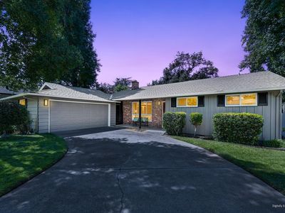 813 Columbia Dr