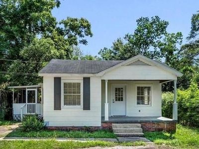 621 Morgan Ave