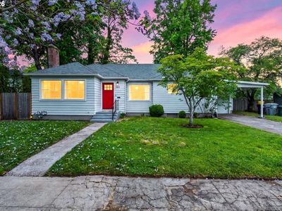 466 NW 3rd Ave