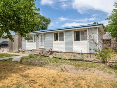 1834 V St