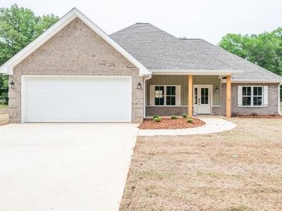 333 Troy Ln