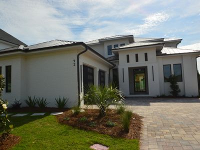 92 Southern Cross Ln