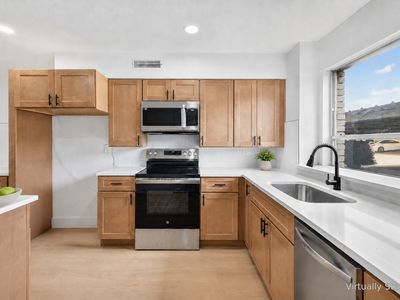 6365 Diamond Head Cir APT A