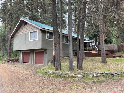 1025 Meadows Rd