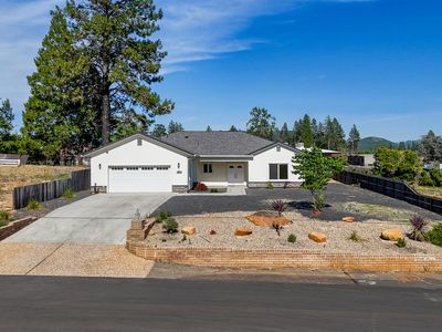 6632 Dolores Dr
