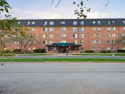 5011 Valley Ln APT 208