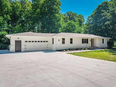 6410 Six School Rd