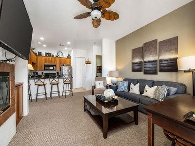 Property at 50630 Santa Rosa Plz APT 8, La Quinta, CA