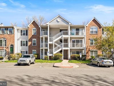 18 Versailles Ct