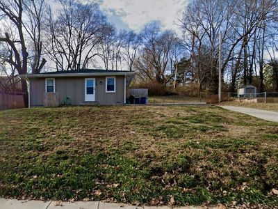 Property at 326 N Morse Ave, Liberty, MO