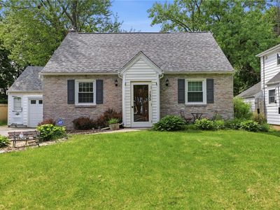 135 Glen Ellyn Way