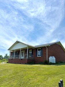 108 Meredith Ln