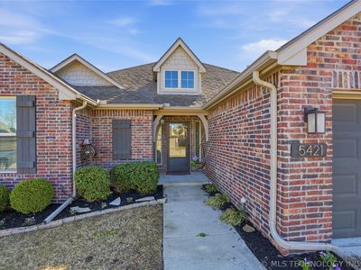 5421 Skylane Dr