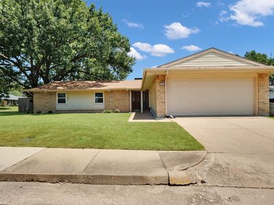 1 Eastvale Pl