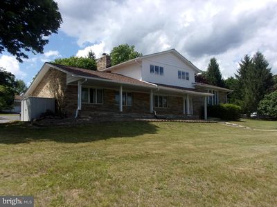 264 Armstrong Ave