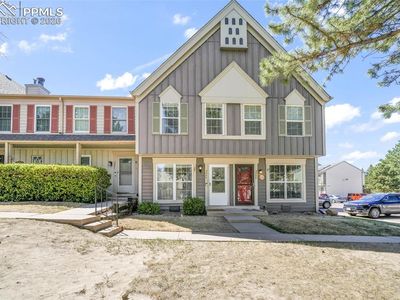 3553 Queen Anne Way