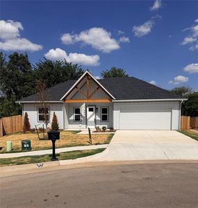 4605 NW 17th St