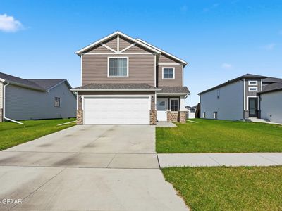 Property at 974 David Dr, Grand Forks, ND