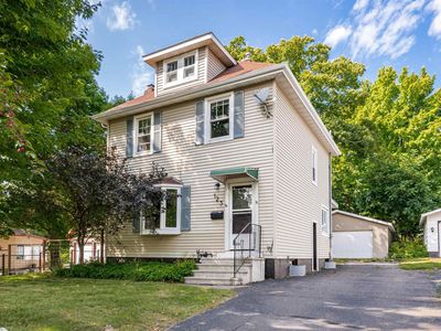 123 E Winona St
