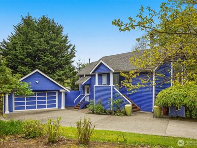 9602 NE 35th Place