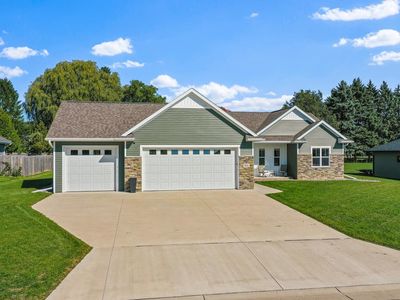 804 Moonbeam Ln