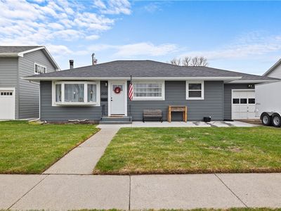 2020 Lewis Ave