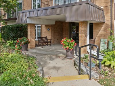 441 N Park Blvd APT 3E