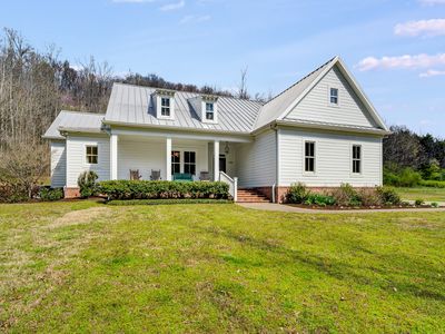 4252 Burton Hollow Rd